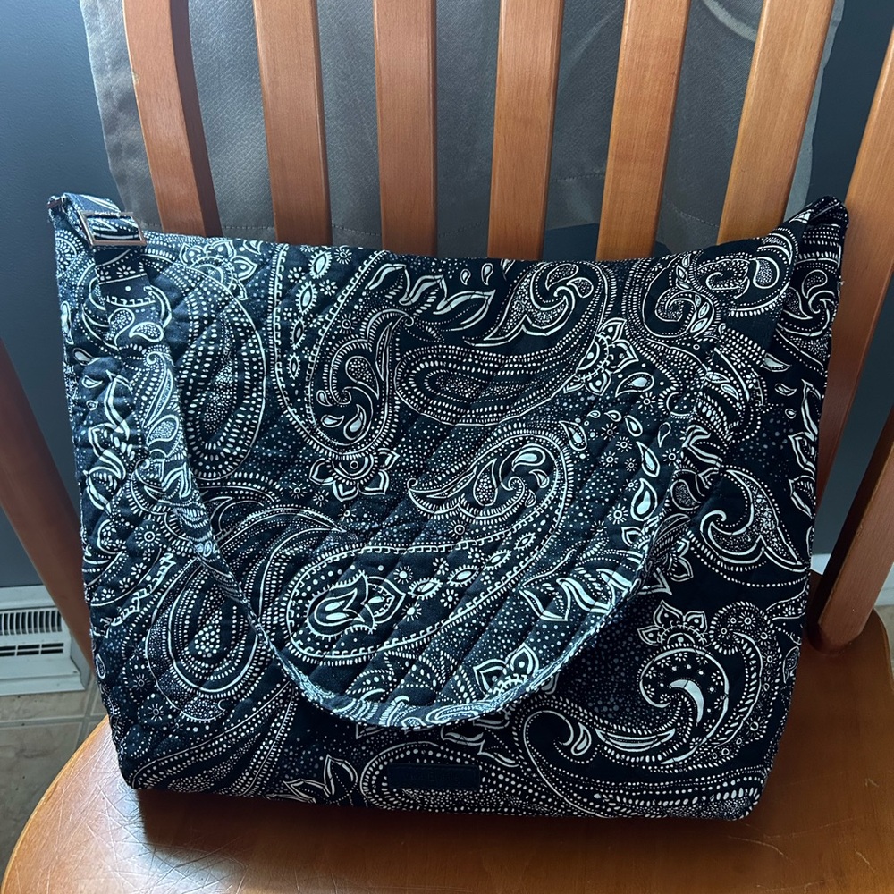Black and white paisley Vera Bradley purse.  Only carried a few times.